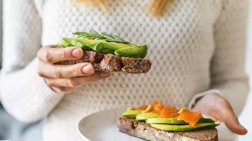 Απώλεια βάρους μετά τις γιορτές: Τα 2 διατροφικά &quot;όπλα&quot; για άμεση επαναφορά