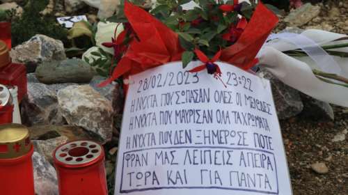 Τέμπη: Ξεπέρασε τις 957.000 υπογραφές το ψήφισμα Καρυστιανού για την απόδοση ευθυνών - Αφόρητη πίεση στην κυβέρνηση