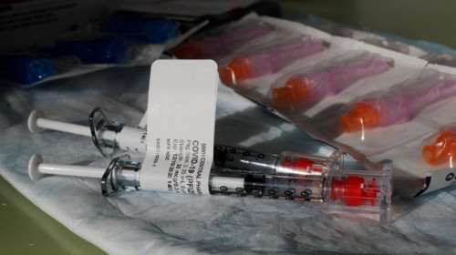 Φον Ντερ Λάιεν: Η ΟLAF ερευνά παράνομη πώληση εμβολίων-Επικίνδυνο να αγοράζουν οι πολίτες στη μαύρη αγορά