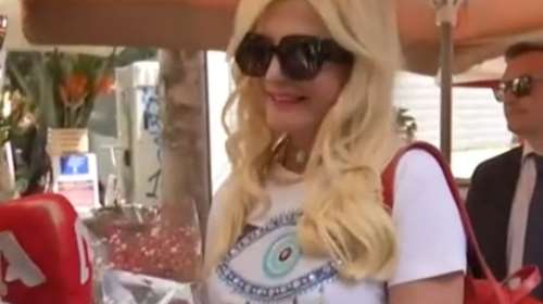 Μαρίνα Πατούλη - Στη λαϊκή με εντυπωσιακό μπλε μάτι: Αφήνει πάντα πουρμπουάρ και είναι παραδοσιακή