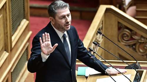 Ανδρουλάκης στη Βουλή: Δεν θα μας βρείτε συμμέτοχους σ΄αυτή την παρωδία - Δεν νομιμοποιούμε τις μεθοδεύσεις σας