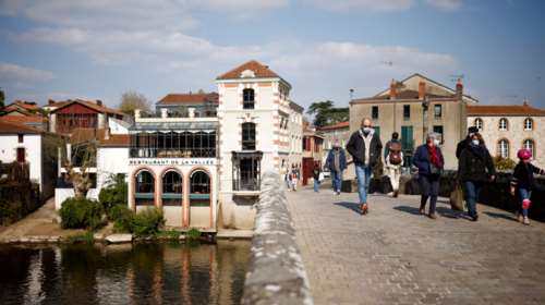 Κορονοϊός - Γαλλία: Μείωση του αριθμού των νοσηλευομένων σε ΜΕΘ