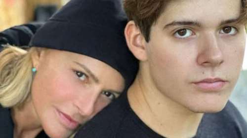 Στις ΗΠΑ για σπουδές ο Μάξιμος Κωστόπουλος - Η φωτογραφία της Τζένης Μπαλατσινού