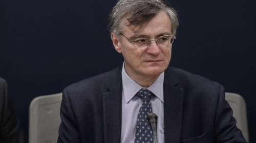 Ευδιάθετος ο Τσιόδρας: &quot;Γενικώς είμαι κόκκινος, δηλαδή Ολυμπιακός&quot; [Βίντεο]