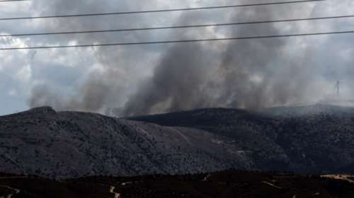 Μάχη με τις φλόγες σε δύο μέτωπα: Σε εξέλιξη οι φωτιές σε Κορινθία και Επίδαυρο [Βίντεο-Εικόνες]