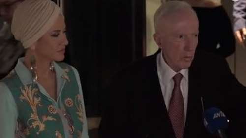 Βραδινή έξοδος για τον Κωνσταντίνο Πλεύρη και τη Τζόρτζια Σιακαβάρα: &quot;Ήρθε στο Μέγαρο με τον παίδαρο&quot;