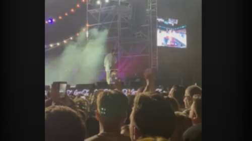 Η στιγμή που ο Αργυρός διέκοψε τη συναυλία του για την Εθνική: &quot;Εντάξει νικήσαμε, να το αφήσω και άλλο;&quot;