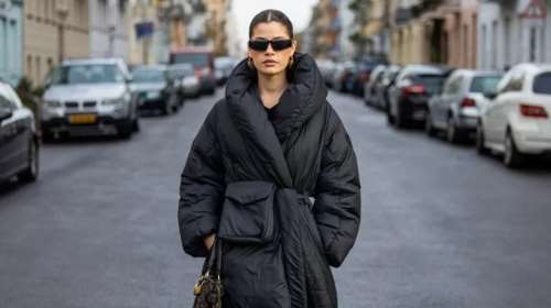 Το ζεστό μπουφάν από brand εσωρούχων που αξίζει να αποκτήσεις στις εκπτώσεις