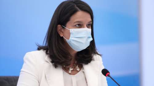 Νίκη Κεραμέως: Απόλυτη προτεραιότητα να ανοίξουν 8 Ιανουαρίου τα σχολεία