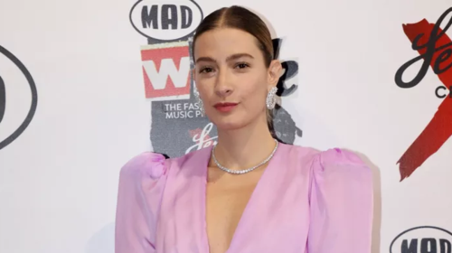 Ισμήνη Παπαβλασοπούλου: Η εμφάνισή της είναι η απόλυτη στιλιστική έμπνευση για party looks