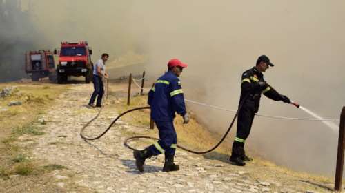 Φωτιά στη Μεγαλόπολη: Ενισχύονται οι δυνάμεις της Πυροσβεστικής στο σημείο