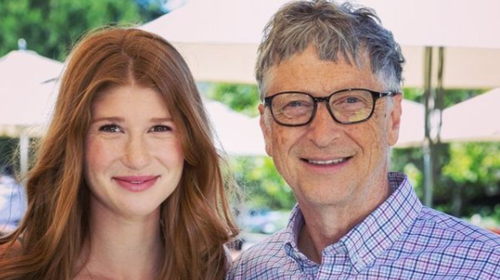 Εμβολιάστηκε η κόρη του Μπιλ Γκέιτς: &quot;Δυστυχώς το εμβόλιο δεν μου μετέφερε την ιδιοφυία του πατέρα μου&quot; [Εικόνα]