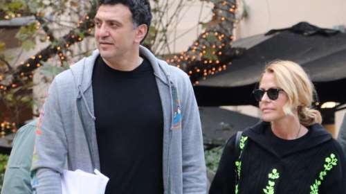 Τζένη Μπαλατσινού: Το τρυφερό μήνυμα για τον τρόπο που εκφράζει τη μητρική αγάπη προς τον γιο της