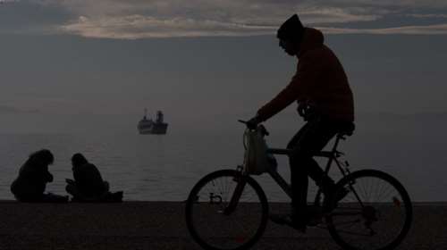 Καιρός: Μικρή άνοδος της θερμοκρασίας σήμερα - Πού θα βρέξει