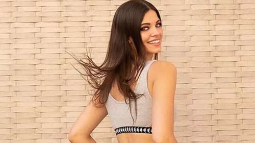 Full in love η Τζένη Καζάκου: Το τρυφερό στιγμιότυπο με τον σύντροφό της στην παραλία