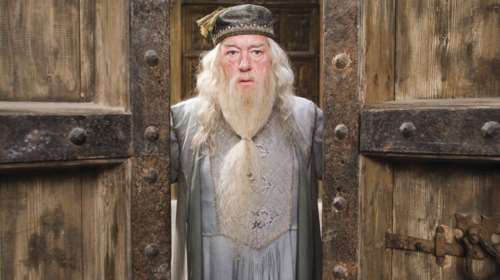 Πέθανε ο Άλμπους Ντάμπλντορ του Χάρι Πότερ - Θλίψη για τον ηθοποιό Μάικλ Γκάμπον