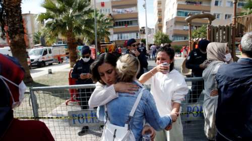 Σεισμός στην Τουρκία: Ανασύρθηκε ζωντανός 70χρονος, μετά από 33 ώρες - Στους 51 οι νεκροί