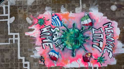 Κορονοϊός: Εντυπωσιακό γκράφιτι σε ταράτσα στην Ηλιούπολη από τον 16χρονο S.F.