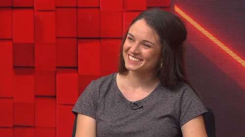 Ιρίνα Καραμάνος: Αυτή είναι η 32χρονη Ελληνίδα σύντροφος του νέου Προέδρου της Χιλής [Εικόνες-Βίντεο]