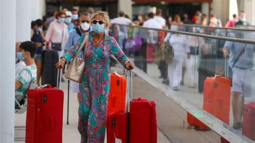 Εκτίναξη κρουσμάτων στη Γαλλία, περισσότερα τεστ στην Ιταλία