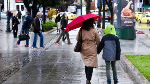 Καιρός: Βροχές, καταιγίδες αλλά και χιόνια