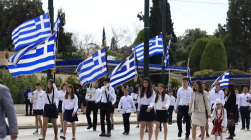 28η Οκτωβρίου: Οι δρόμοι που θα κλείσουν σε Αθήνα και Πειραιά για τις μαθητικές παρελάσεις