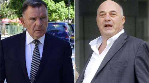 Καταγγελία Κούγια για Μπέο: &quot;Με χτύπησε στο κεφάλι&quot; - &quot;Ο αστείος Αλέκος λέει ότι θέλει&quot;, απαντά ο δήμαρχος Βόλου