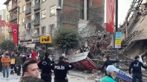 Τραγωδία στην Τουρκία: 10 άνθρωποι έχουν εγκλωβιστεί σε συντρίμμια εμπορικού κέντρου - Η στιγμή που το κτίριο καταρρέει [Βίντεο]