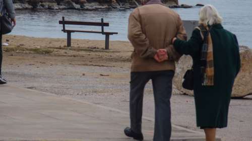 Τέλος οι ουρές για τους συνταξιούχους: Δείτε αναλυτικά τις διαθέσιμες ηλεκτρονικές υπηρεσίες του ΕΦΚΑ