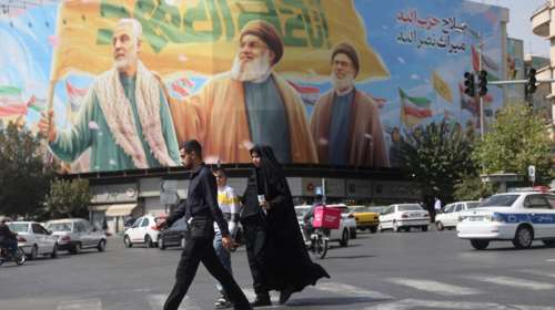 New York Times: Οι αμερικανικές αρχές απέλασαν 100 Ιρανούς έπειτα από συμφωνία με την Τεχεράνη