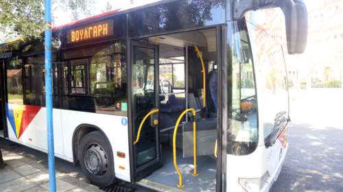 Απίστευτο: Οδηγός λεωφορείου στη Θεσσαλονίκη βρίζει αισχρά και απειλεί επιβάτη επειδή του έκανε παρατήρηση [Βίντεο]