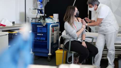 Κορονοϊός: Η Ισπανία κατηγορεί τις Βρυξέλλες για τις καθυστερήσεις στην παράδοση εμβολίων