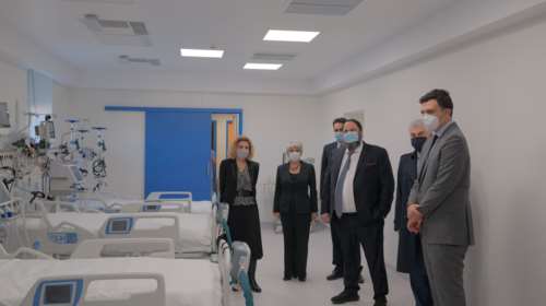 Κορονοϊός - Βασίλης Κικίλιας: Εγκαινίασε 12 νέες κλίνες ΜΕΘ στο Νοσοκομείο Νίκαιας [Εικόνες]