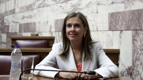 Ζωή Ράπτη: Ποια είναι η πρώην σύζυγος του Μάκη Βορίδη που έγινε υφυπουργός Υγείας