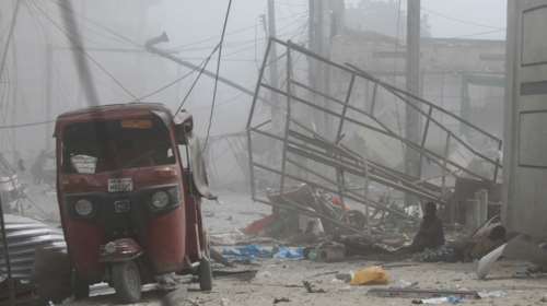 Φρίκη στη Σομαλία: Τουλάχιστον 100 νεκροί και 300 τραυματίες από διπλή επίθεση αυτοκτονίας