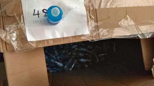 Παράνομο εργαστήριο με αντισηπτικά στο Μενίδι: Κατασχέθηκαν 40.000 φιάλες των 100 ml [Βίντεο]