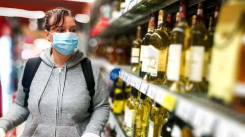 Θεσσαλονίκη: Ανήλικη σε κέντρο υγείας έπειτα από κατανάλωση αλκοόλ - Αγόρασε ποτά από κατάστημα ψιλικών