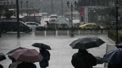 Συνεχίζεται ο άστατος καιρός - Πού θα σημειωθούν καταιγίδες και χιονοπτώσεις