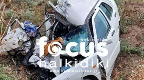 Τραγωδία στη Χαλκιδική: Νεκρός 29χρονος – Το αυτοκίνητο που οδηγούσε συγκρούστηκε με φορτηγό