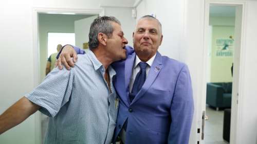 Ο Γιώργος Τράγκας απειλεί με μηνύσεις το TheTOC και τον Δημήτρη Καμπουράκη- Για το &quot;αρχηγός των αντιεμβολιαστών&quot;