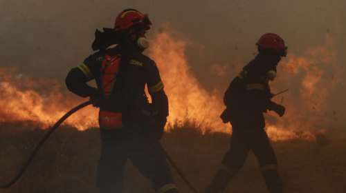 Ζάκυνθος: Δασική πυρκαγιά στην περιοχή Καταστάρι - Τραυματίστηκε εποχικός πυροσβέστης