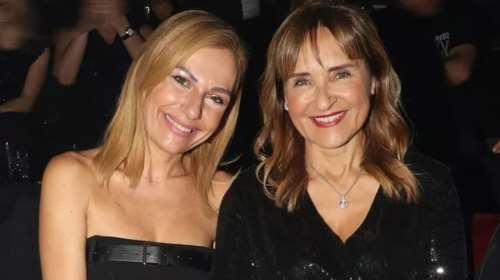 Τίνα Μεσσαροπούλου: Με γυαλιά μάσκα για φαγητό με τη Μάρα Ζαχαρέα