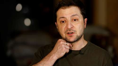 Πώς επικοινωνούν οι Αμερικανοί με τον Ζελένσκι- Το μυστικό δορυφορικό  τηλέφωνο που του έδωσαν