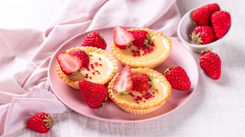 Εορτολόγιο: Ποια ονόματα γιορτάζουν σήμερα, Παρασκευή 23 Σεπτεμβρίου