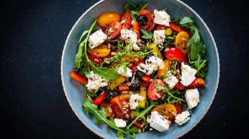 Αυτή είναι η καλύτερη σαλάτα για μετά τις γιορτές - Υγιεινή και θρεπτική, σαν κανονικό γεύμα