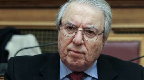 &quot;Πυρά&quot; και κατά Μπαμπινιώτη λόγω Λιγνάδη: &quot;Αδύνατο να μη γνώριζε όσα ακούγονταν στα Αρσάκεια&quot;