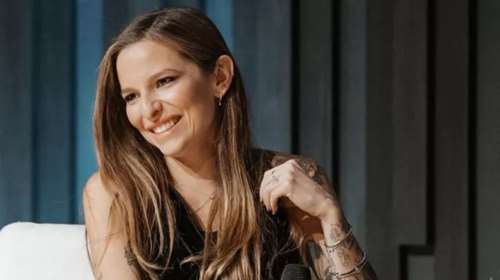 Εριέττα Κούρκουλου Λάτση: Πάσχα στο αγαπημένο της ελληνικό νησί - Η τρυφερή φωτογραφία με των τεσσάρων μηνών γιο της