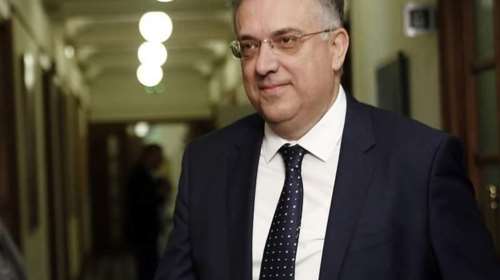 Θεοδωρικάκος: Χωρίς παρελάσεις ο εορτασμός της 25ης Μαρτίου αλλά με σημαίες παντού