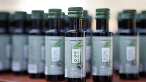 Tο έξτρα παρθένο λάδι &quot;Βάτσικο&quot; που δοκίμασε στην περιοδεία του στην Μεσσηνία ο Μητσοτάκης