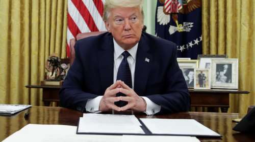 Ο Τραμπ απειλεί κυβερνήτη και καταληψίες στο Σιάτλ: Οι τρομοκράτες καίνε και λεηλατούν τις πόλεις μας